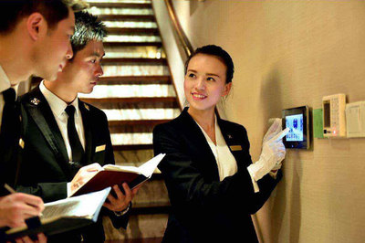 成都百年农工子弟职业学校 物业管理专业与酒店管理的融合与赋能