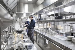 超越五星 揭秘顶级酒店管理的卓越之道